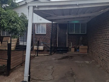 2 Bedroom Garden Flat