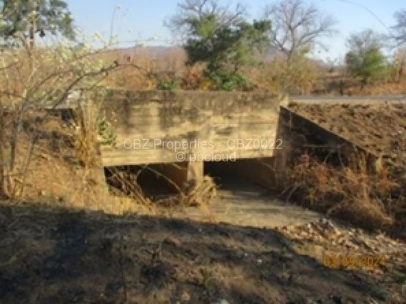 Commercial & Industrial Land