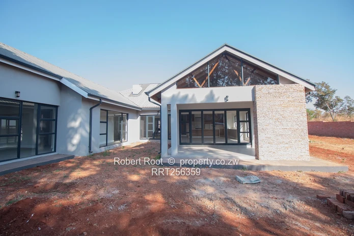 Modern Newly Built, 4 Bed Family Home, On 2000 Sqm