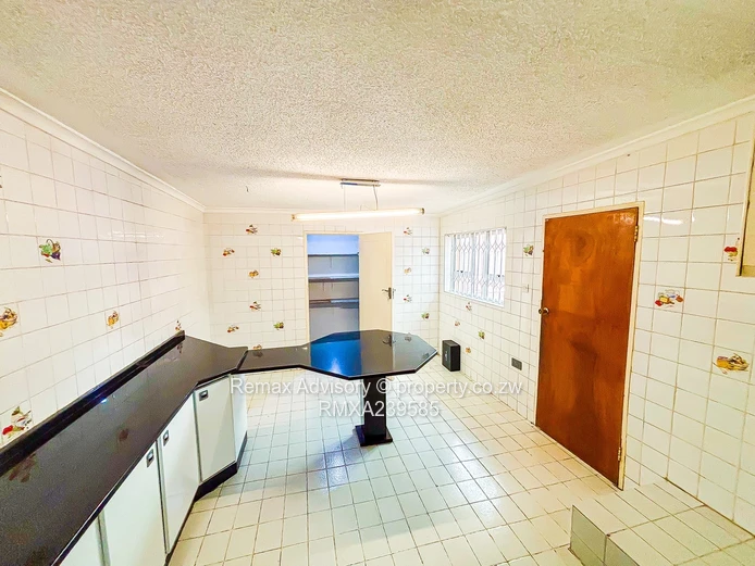 5-Bedroom House for Sale in Belvedere