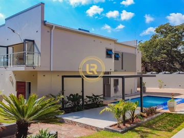 5 Bedroom Townhouse Complex