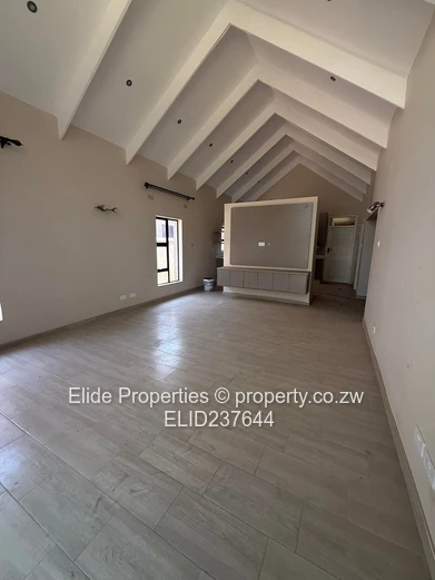 Mount Batten Complex, Malborough