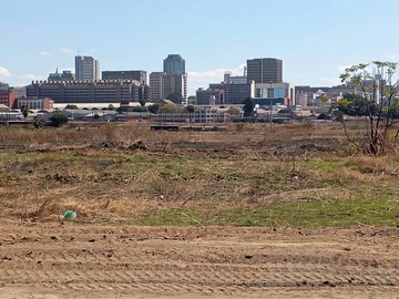 Commercial & Industrial Land