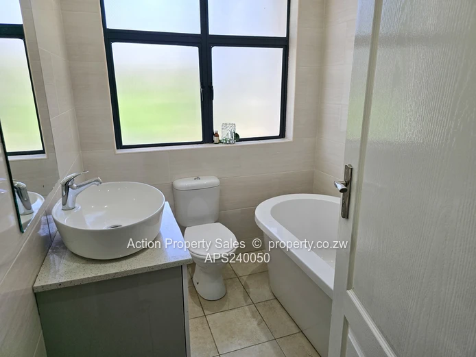 Luxurious Townhouse For Sale In The Brooke! 