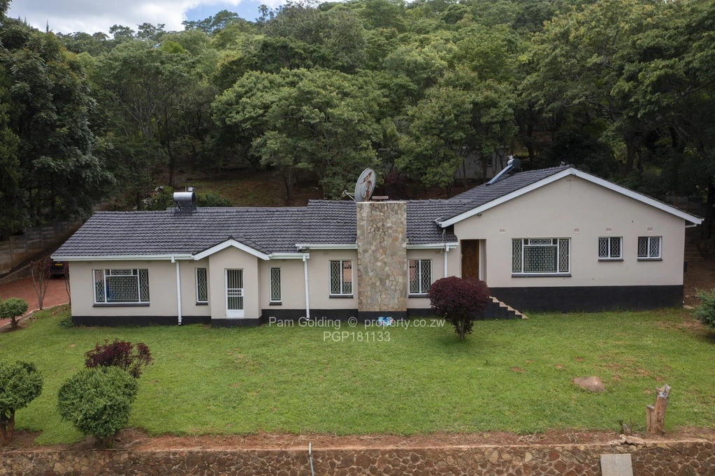 4 Bed Houses for Sale in Lytham Drive , Glen Lorne PGP181133