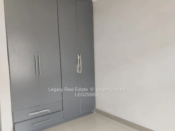 Spacious 4-Bed Brookview Home with Garden & Borehole