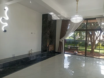 3 Bedroom Flat & Apartment