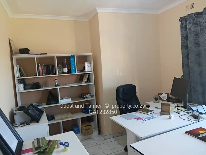 Norton Mwashuma Park - 9 bedroomed house for sale.