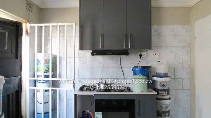 5-Bedroom Home for Sale | Zengeza, Chitungwiza