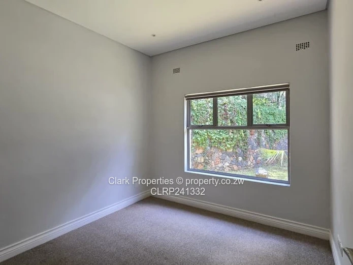 Corner Unit with a Large Garden 