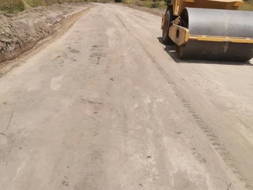 Commercial & Industrial Land