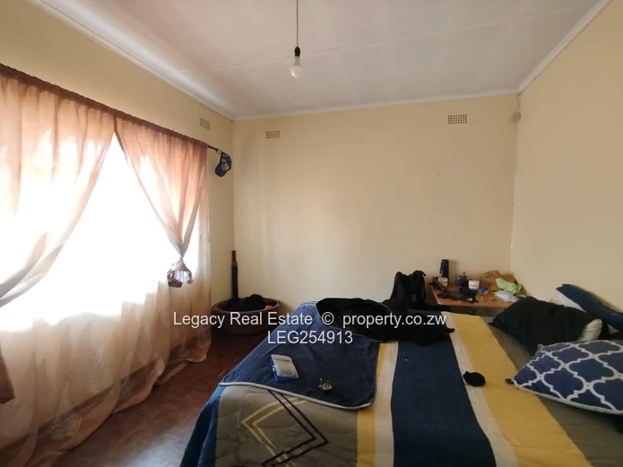 Fully Furnished 5-Bed with a small cottage on 887m² in Ashdown Park, Harare