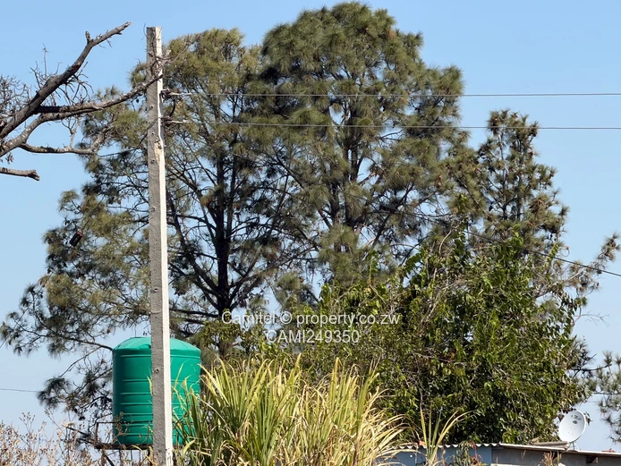 2086m² Hatfield Stand — Tarred Road, Water Tank & Power
