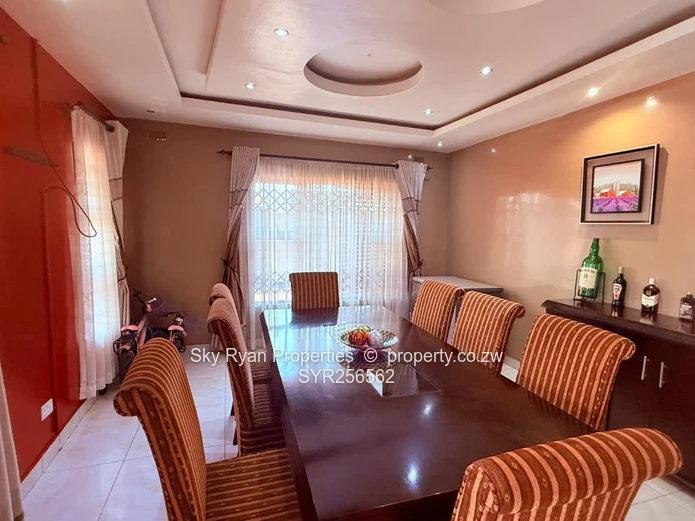 5-Bedroom Family Home For Sale - Madokero ?? Corner Property