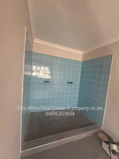 LUXURY 5-BEDROOM VILLA FOR SALE – CARRICK CREAGH   USD 380,000 | 500m² Stand | Title Deed
