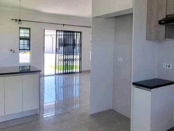 3 Bedroom Garden Flat