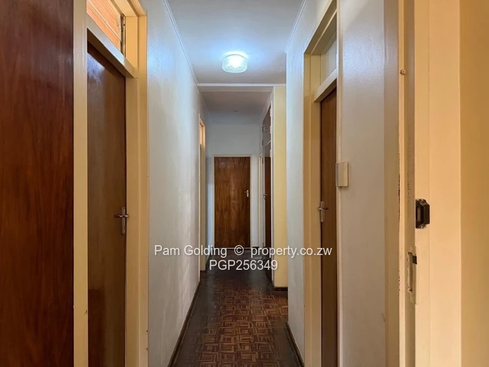 Close To Town. SURBUBS 2939sqm!