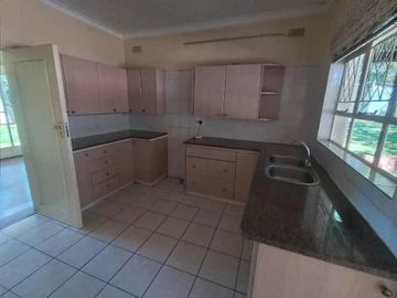 3 Bedroom Garden Flat