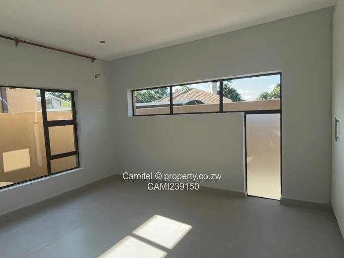 Avondale West 3 bedroom Townhouse 