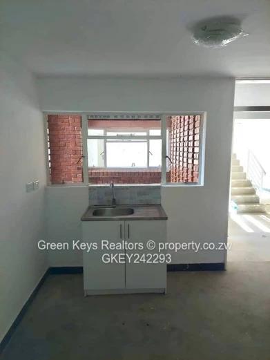 Available for immediate occupation are newly built modern flats in Galudina 