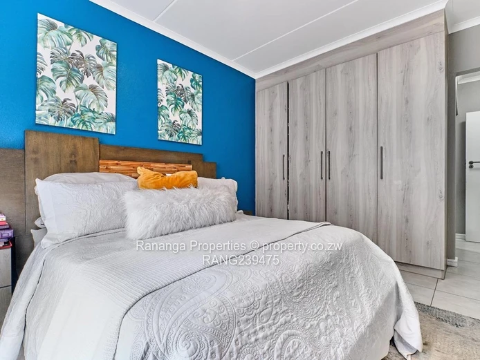 Prime Sandton Apartment for Sale – Fully Furnished & Airbnb Ready