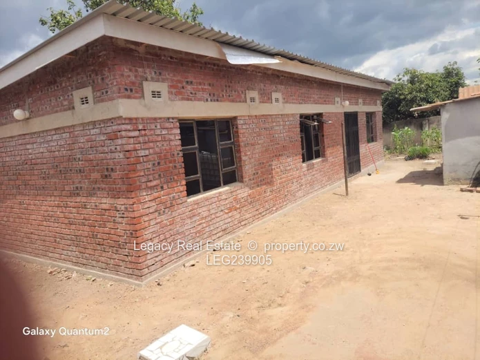 Old Southerton Residential House With Cottage And Servants’ Quarters