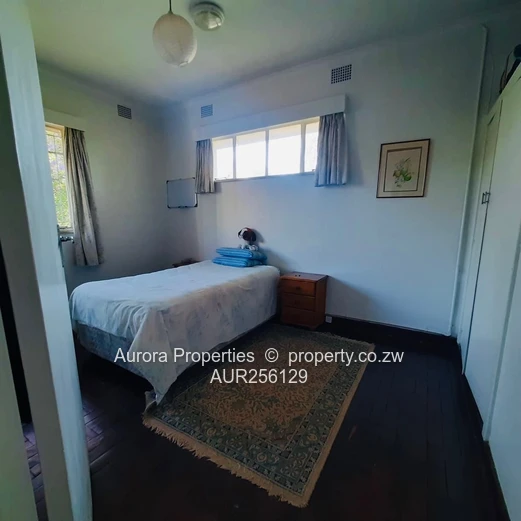 IMMEDIATE availability of a FULLY FURNISHED apartment located in Avondale $1300 P/M