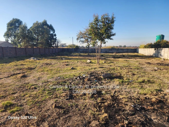 2000m² Waterfalls Stand — Tarred Main Road, Walled Plot
