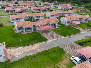 4 Bedroom Flat & Apartment