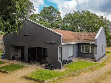 5 Bedroom House