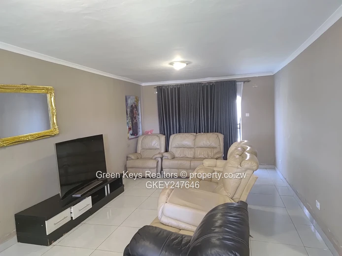 Marlborough 3 beds cluster unit for sale
