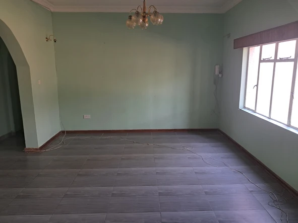 6 Bedroom House