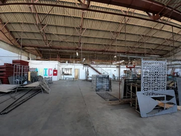 Warehouse & Factory