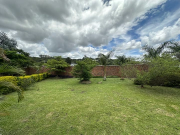 3 Bedroom Garden Flat