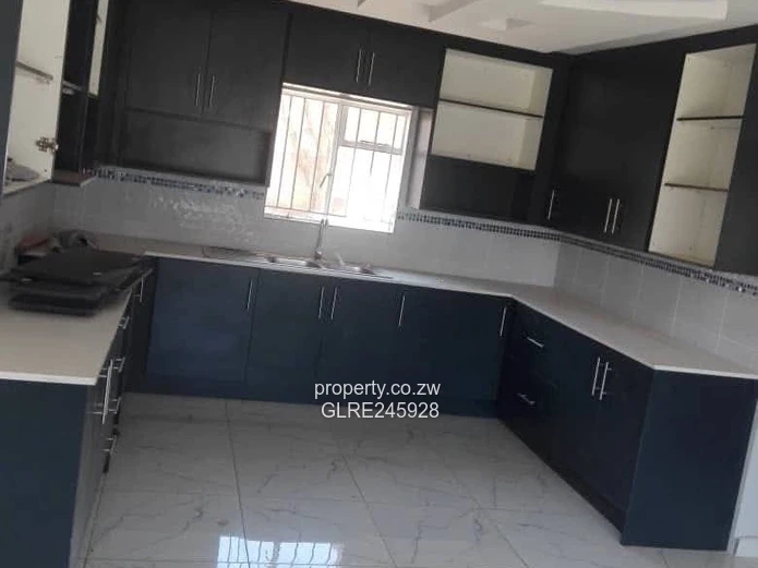 Spacious 2BR Westgate Home — Borehole & Large Paved Yard