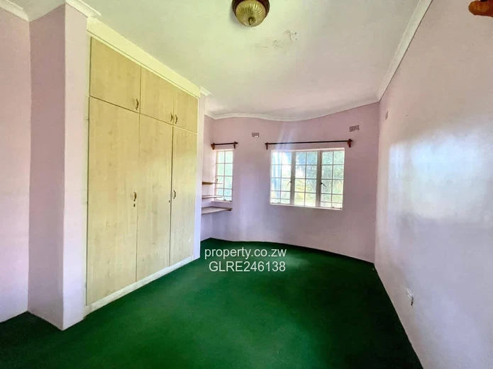 Elegant 5-Bed Westgate Home with Pool & Borehole