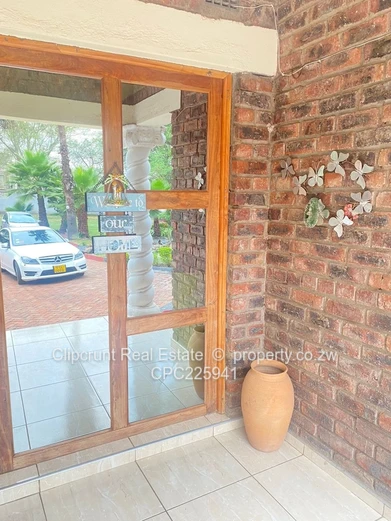 Monavale Double Storey For Sale