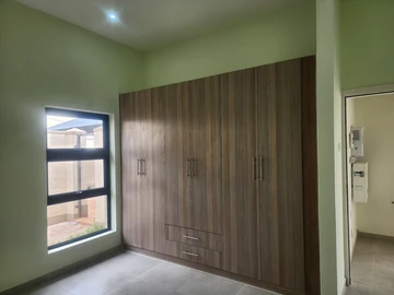 3 Bedroom Garden Flat