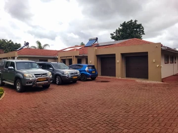 Spacious 4-Bedroom Haven in Eastlea with Modern Amenities
