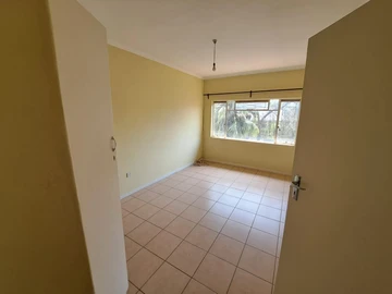 3 Bedroom Garden Flat