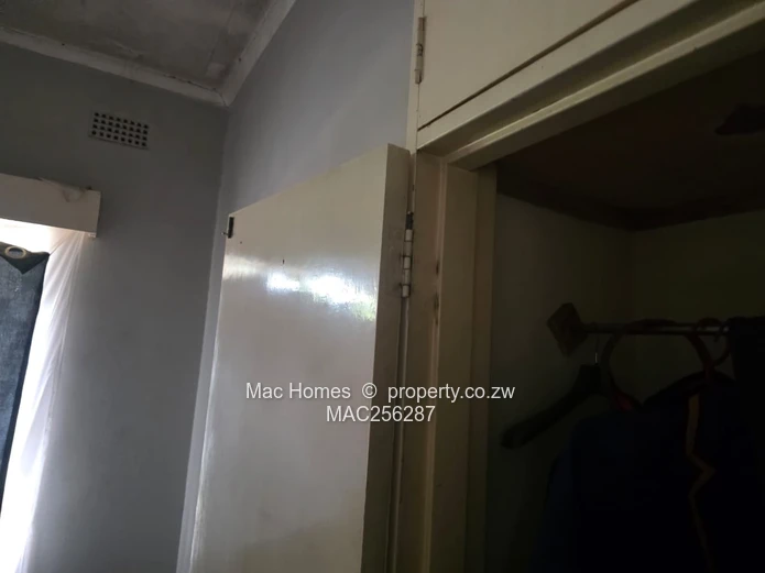 Renovator’S Dream House For Sale – Avondale West