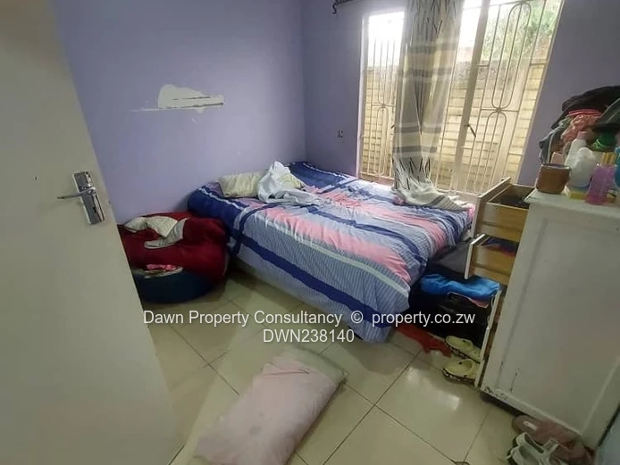 Luxurious Modern Oasis in Southlea Park! (Sole Mandate)