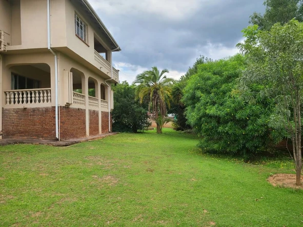 6 Bedroom House