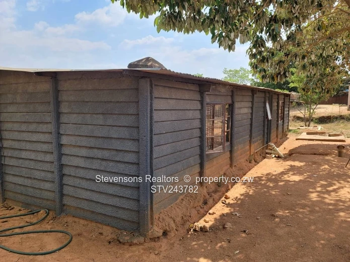 Crowhill 1600 Sq/M Land With Improvements. 