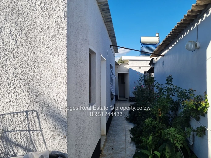 Fully Operational Peri Urban Agro Residential Plot (Sole Mandate)