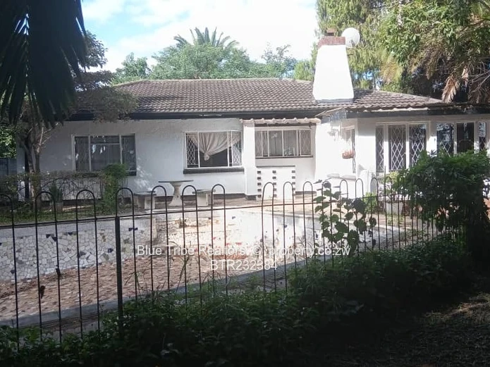 House for sale in Sunridge