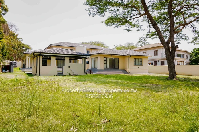 Newly Built Modern Double Storey Family Home!