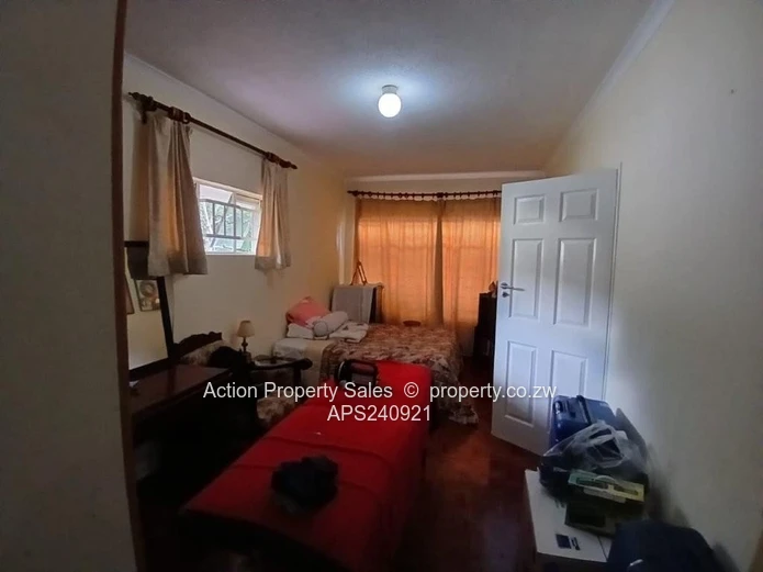 Fully Furnished 3 Bed Dandaro Unit! 