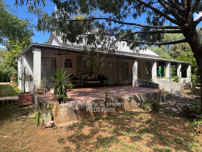 Double Stand Opportunity in Hillside!