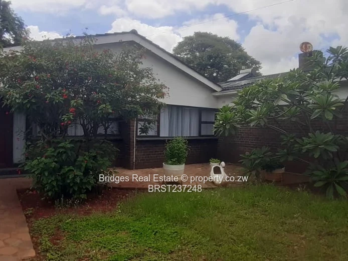 2 Bed Garden Flat in Avondale West (Sole Mandate)